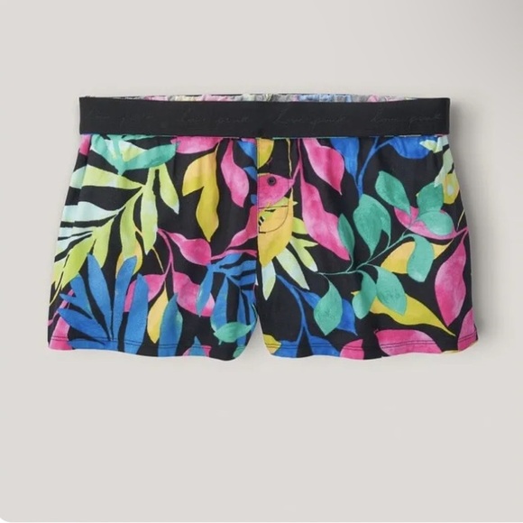 PINK VS Floral Shorts​ - Picture 7 of 8